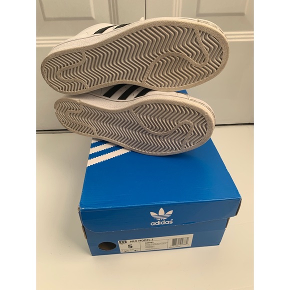 Boys high top Adidas - Picture 5 of 5